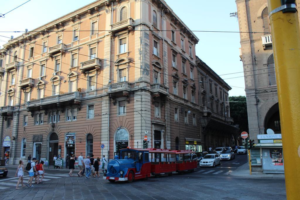 Suite Cagliaritane Notti in centro Esterno foto